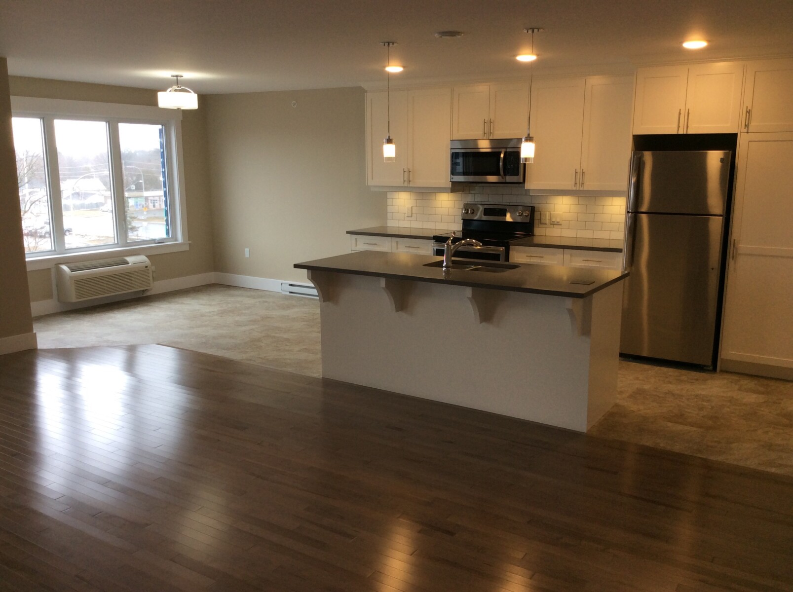 72 Kitchen